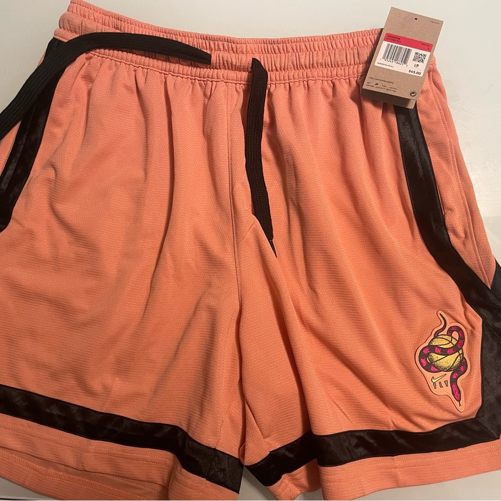 NWT Nike Women's Fly Crossover Basketball Shorts